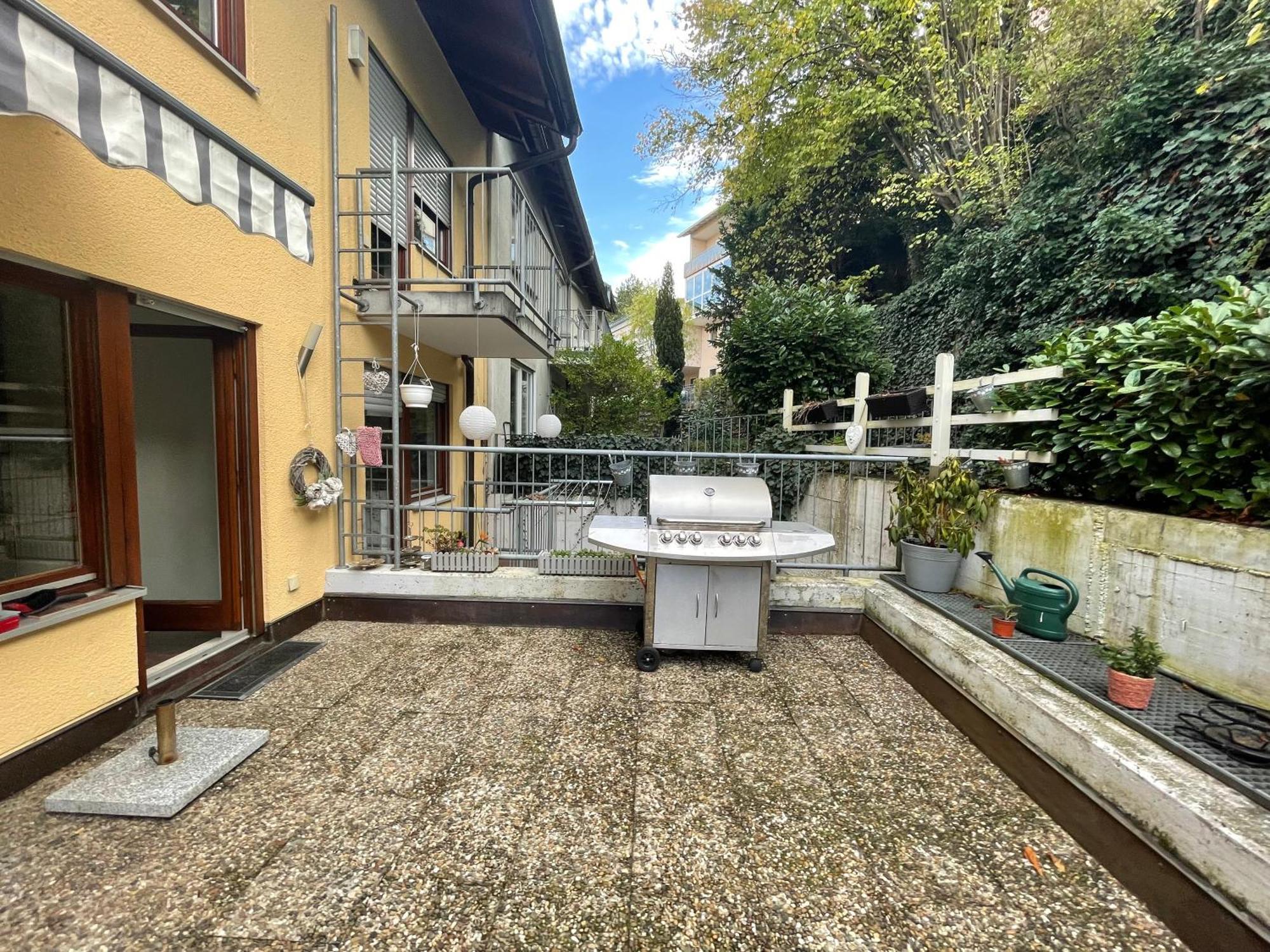 Wunderschoenes 2 Zimmer Apartment Zentrum Goldstadt Пфорцхайм Екстериор снимка