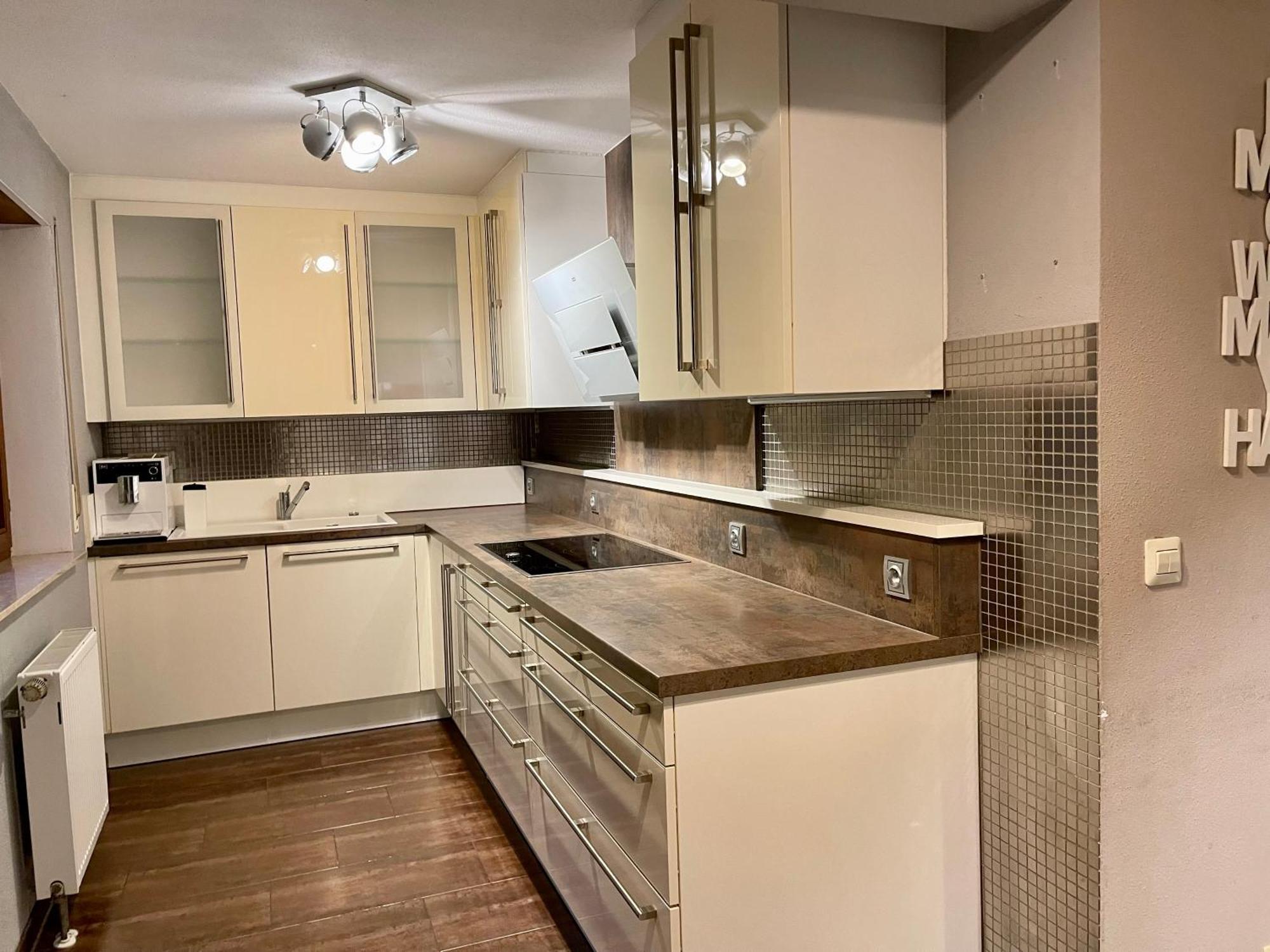 Wunderschoenes 2 Zimmer Apartment Zentrum Goldstadt Пфорцхайм Екстериор снимка