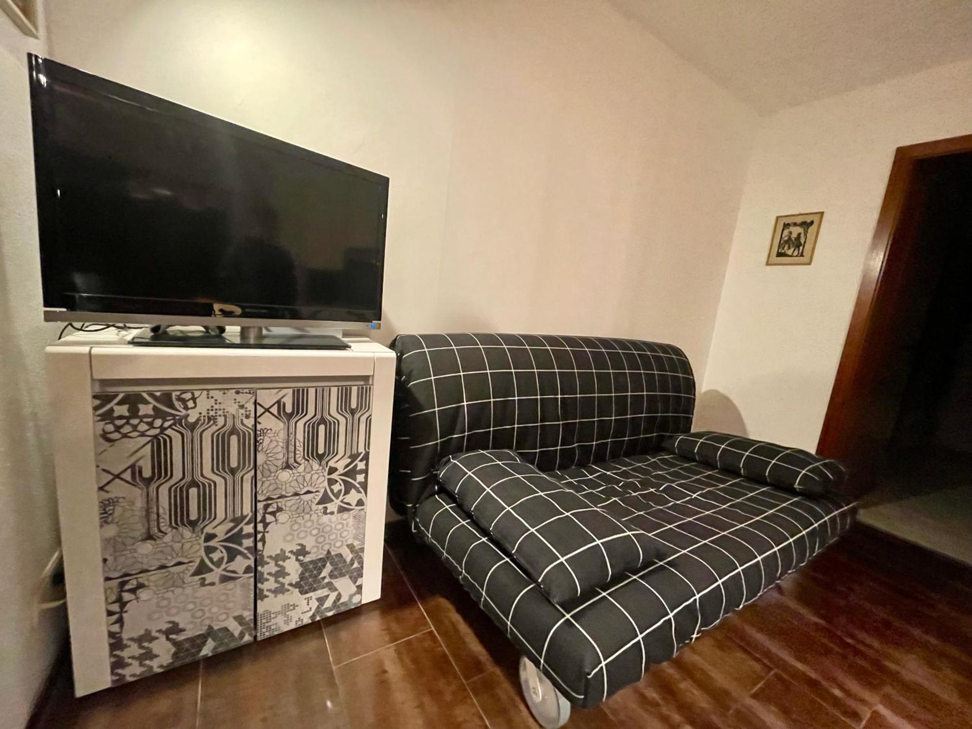 Wunderschoenes 2 Zimmer Apartment Zentrum Goldstadt Пфорцхайм Екстериор снимка
