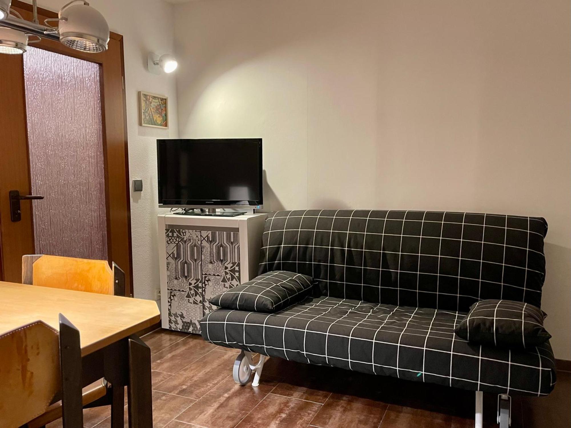 Wunderschoenes 2 Zimmer Apartment Zentrum Goldstadt Пфорцхайм Екстериор снимка