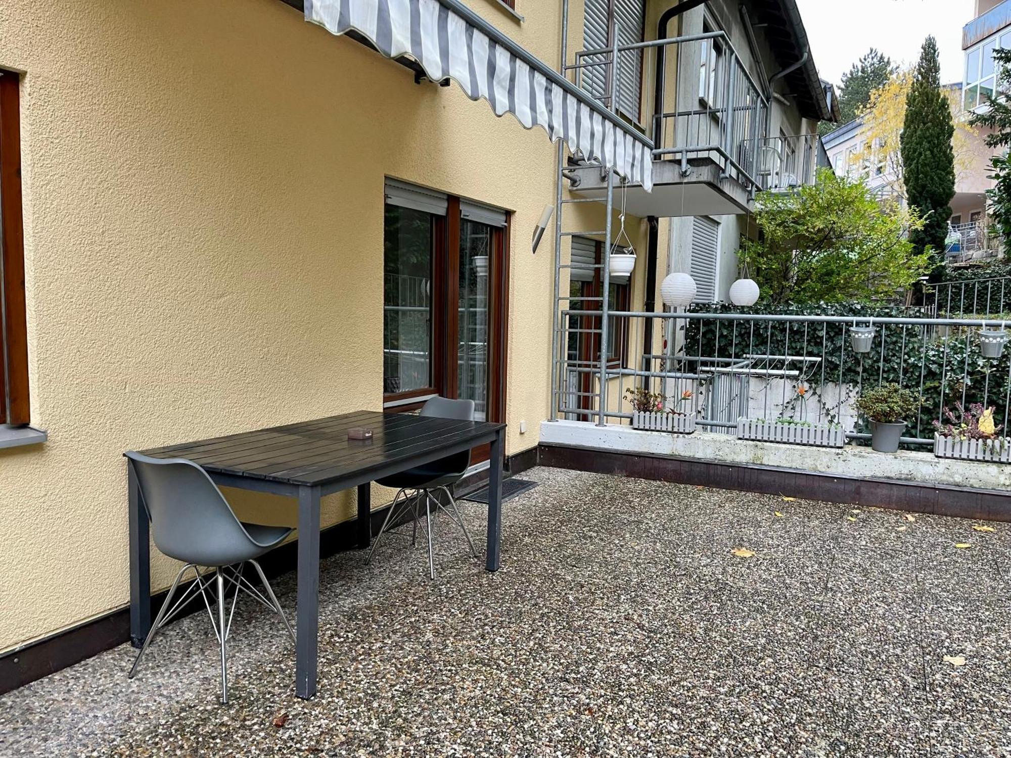 Wunderschoenes 2 Zimmer Apartment Zentrum Goldstadt Пфорцхайм Екстериор снимка